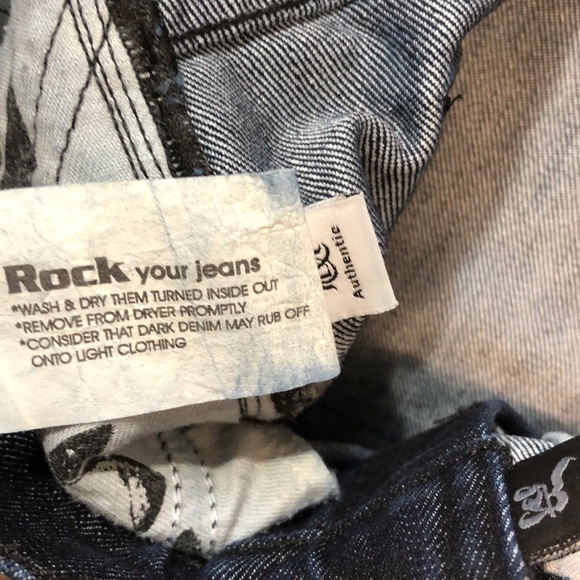 Rock & Republic Low Rise Boot Cut Jeans - Picture 6 of 8